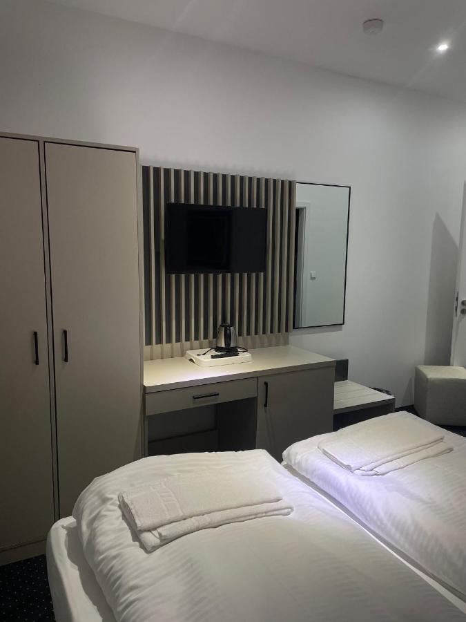 Gastpark Hotel Manching Ngoại thất bức ảnh