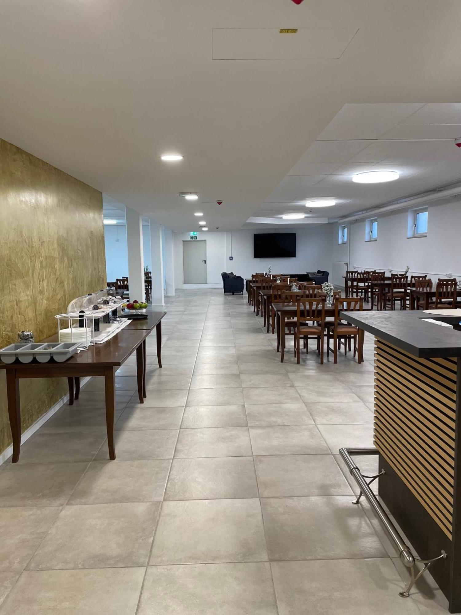 Gastpark Hotel Manching Ngoại thất bức ảnh
